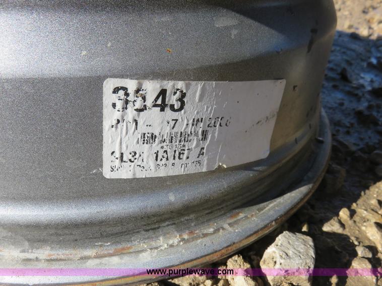 image for item BM9997 Assorted tires and wheels