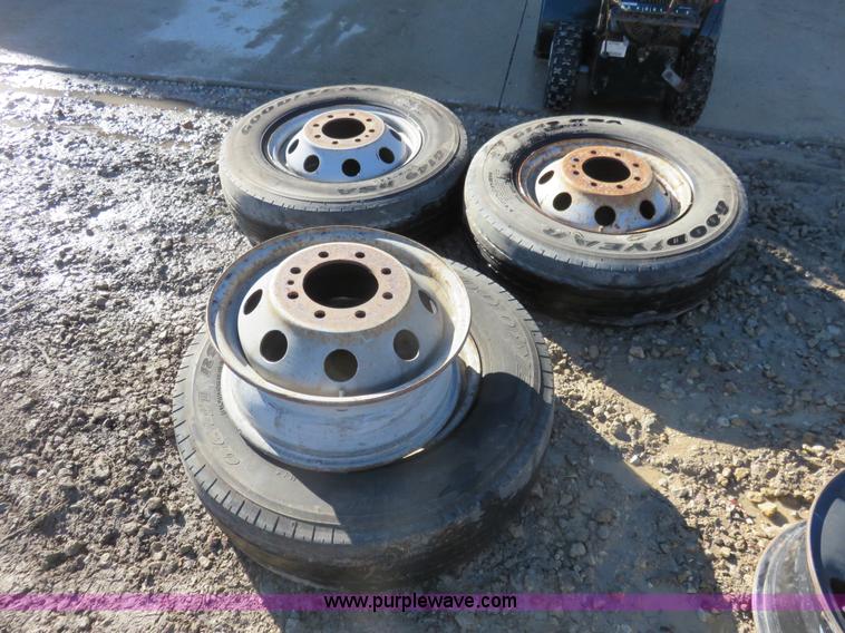 image for item BM9997 Assorted tires and wheels