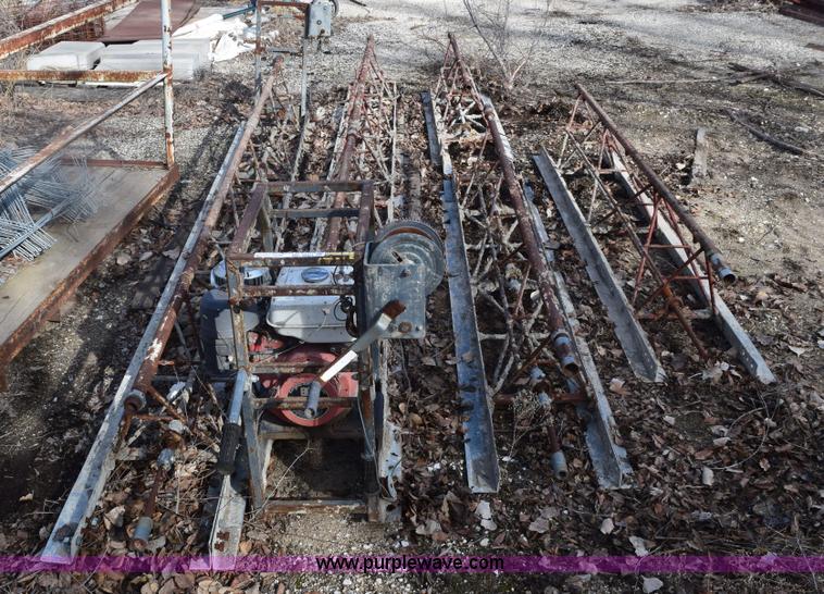 image for item BP9961 Razor Back screed