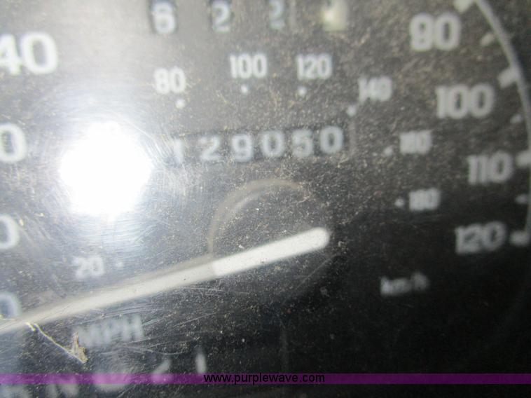 image for item D2266 1998 Ford Ranger XL pickup truck