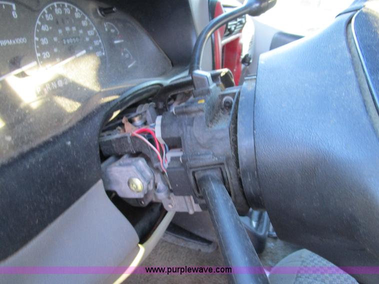 image for item D2266 1998 Ford Ranger XL pickup truck