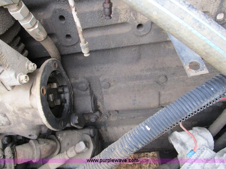 image for item D2274 1987 Freightliner FLC11264T dump truck