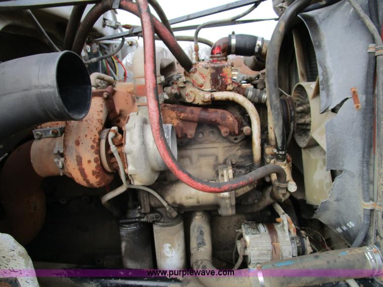 image for item D2274 1987 Freightliner FLC11264T dump truck