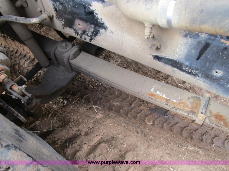 image for item D2274 1987 Freightliner FLC11264T dump truck