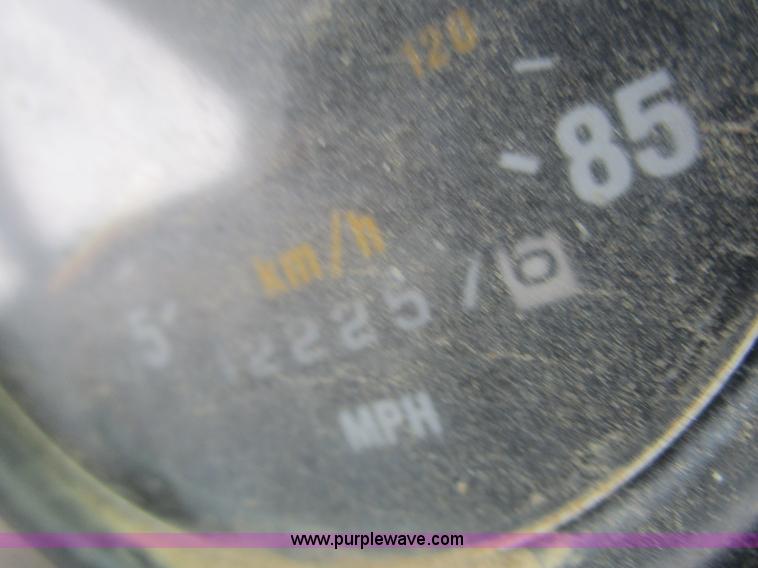 image for item D2274 1987 Freightliner FLC11264T dump truck