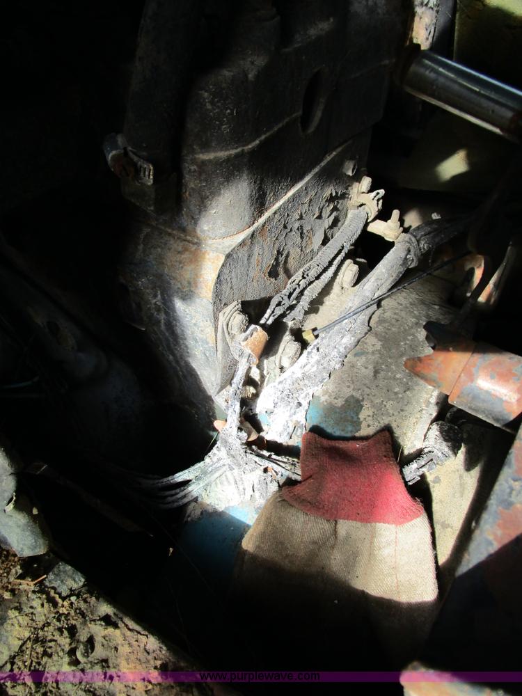 image for item D2275 1987 International S1900 dump truck