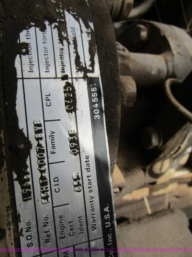 image for item D2276 1986 Ford LTL9000 dump truck