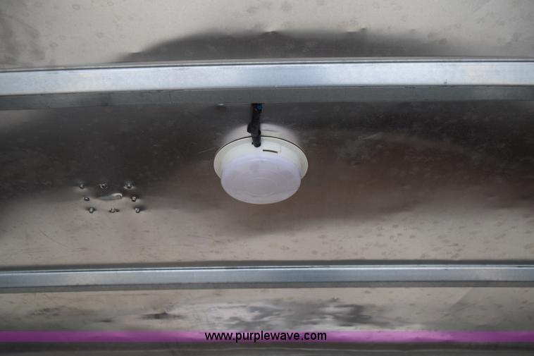 image for item E6133 2008 Chevrolet Express 3500 box truck