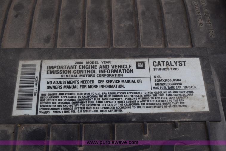 image for item E6133 2008 Chevrolet Express 3500 box truck