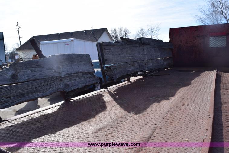 image for item E6137 1972 Chevrolet C60 flatbed dump truck