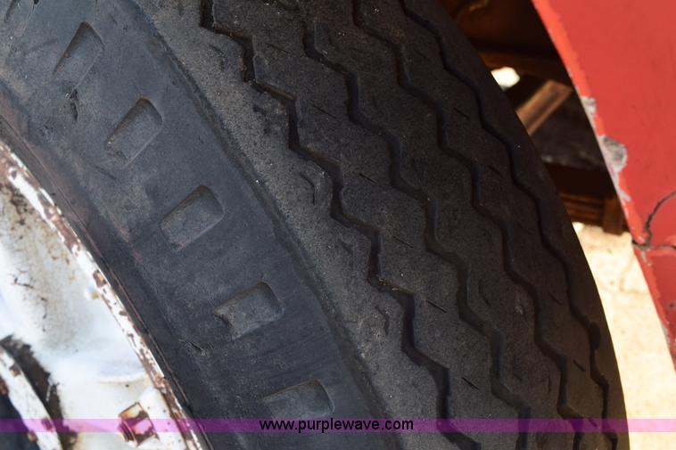 image for item E6137 1972 Chevrolet C60 flatbed dump truck