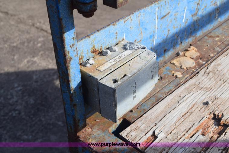 image for item E6139 Mark Lift CH20NEP electric scissor lift