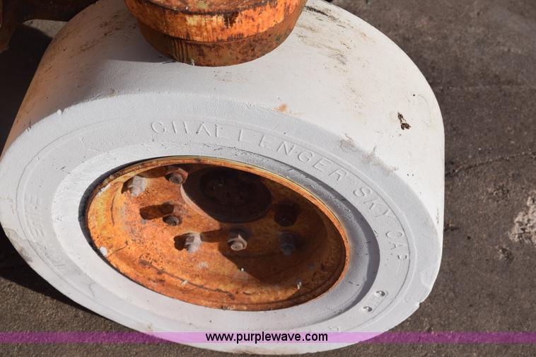 image for item E6139 Mark Lift CH20NEP electric scissor lift