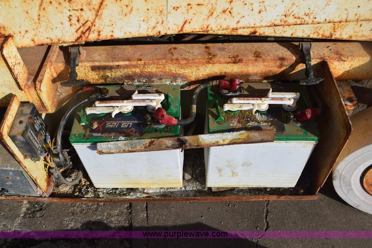 image for item E6139 Mark Lift CH20NEP electric scissor lift