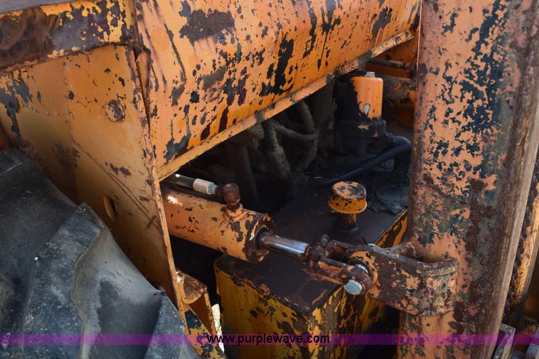 image for item E6140 Case 584 rough terrain forklift