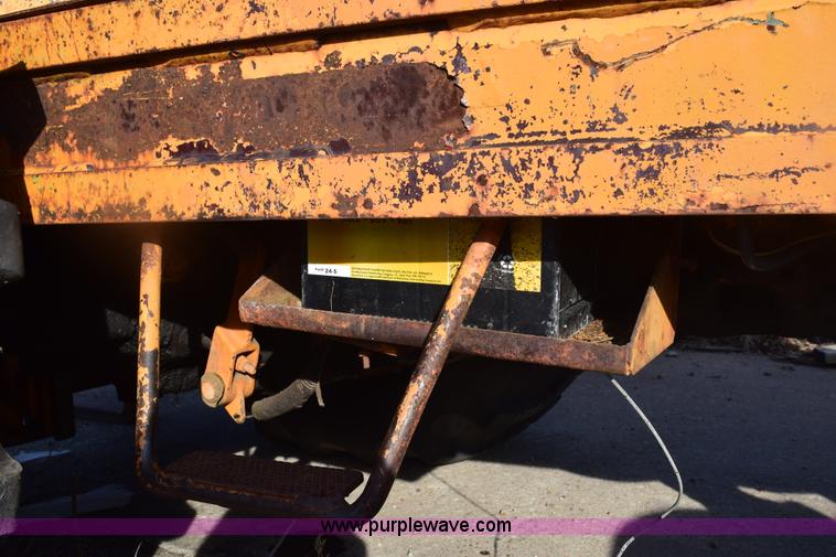 image for item E6140 Case 584 rough terrain forklift