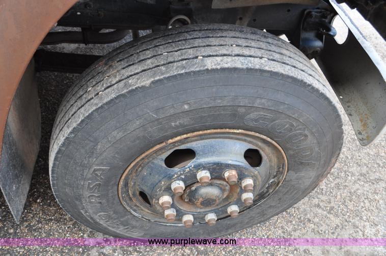 image for item F2185 1984 International S1700 flatbed truck