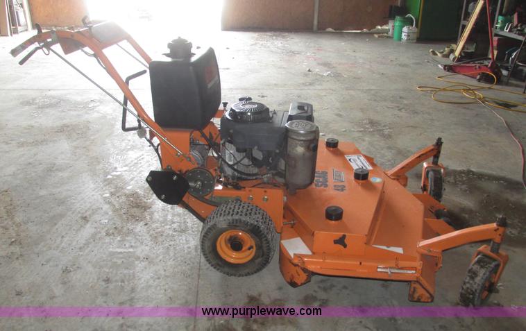 image for item G9786 2005 Scag SW48V-16KAI Velocity Plus lawn mower