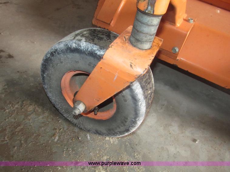 image for item G9786 2005 Scag SW48V-16KAI Velocity Plus lawn mower