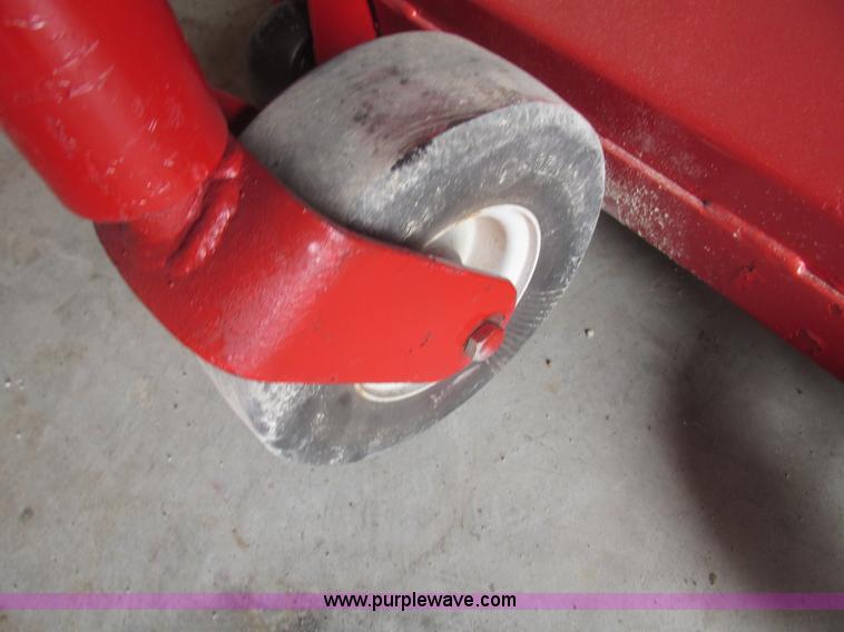 image for item G9787 2013 Ferris lawn mower