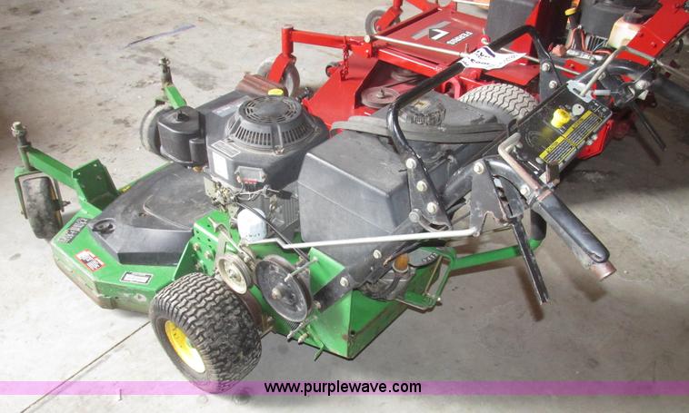 image for item G9788 2004 John Deere GS30 lawn mower
