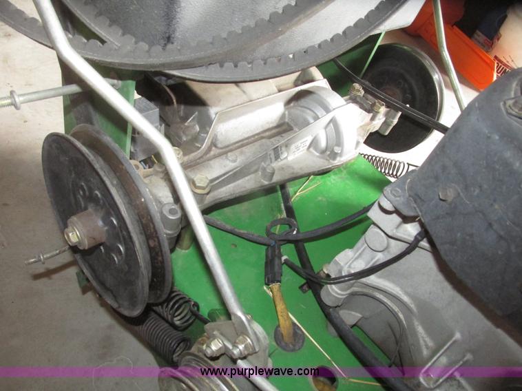 image for item G9788 2004 John Deere GS30 lawn mower