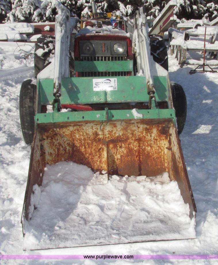 image for item G9790 1969 International 444 tractor