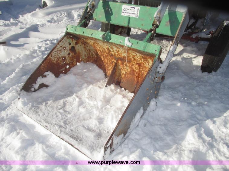 image for item G9790 1969 International 444 tractor