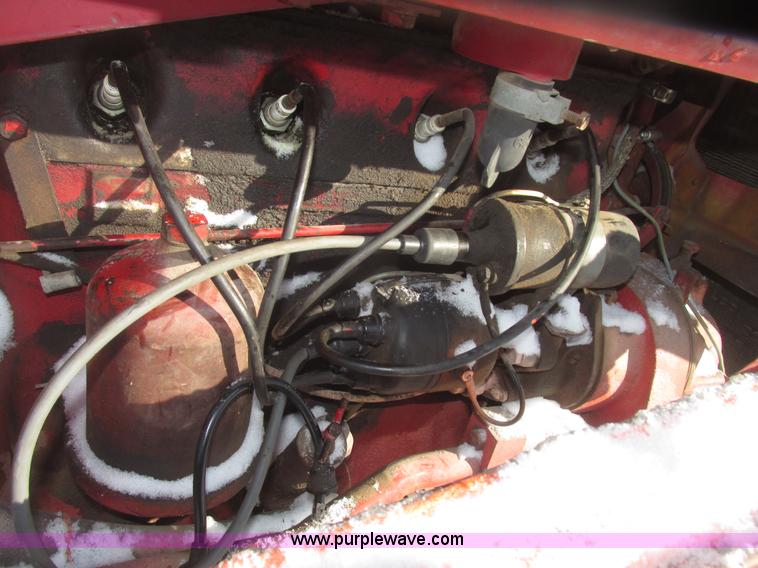 image for item G9790 1969 International 444 tractor