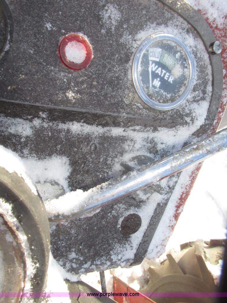 image for item G9790 1969 International 444 tractor