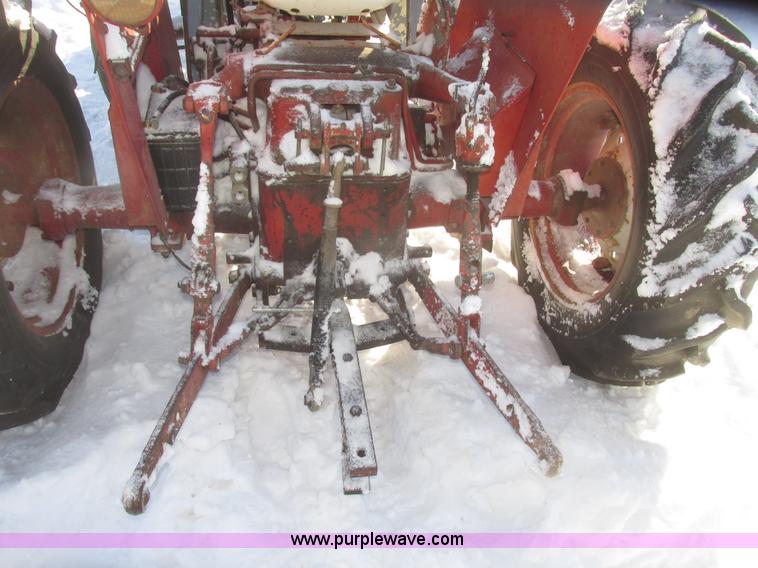 image for item G9790 1969 International 444 tractor