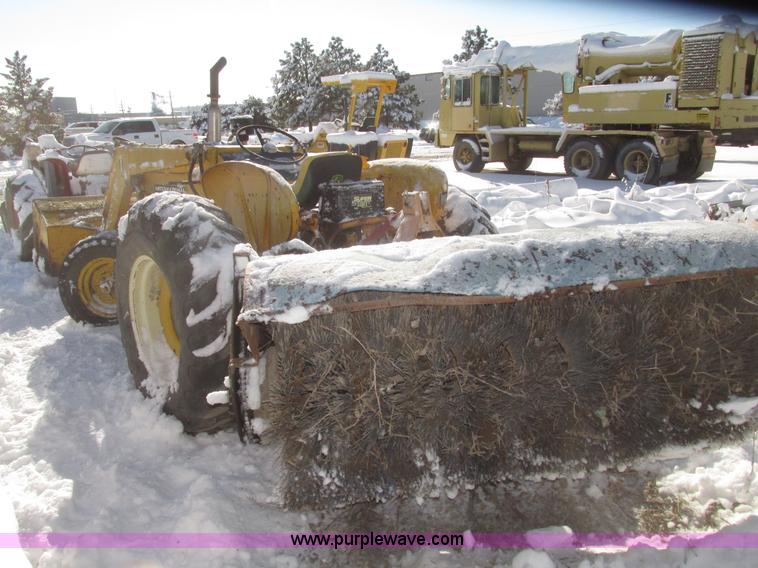 image for item G9791 International 3414 tractor