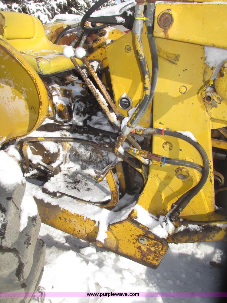 image for item G9791 International 3414 tractor