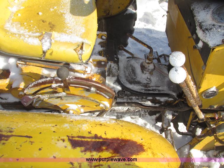 image for item G9791 International 3414 tractor