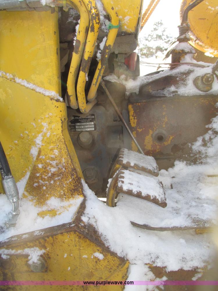 image for item G9791 International 3414 tractor