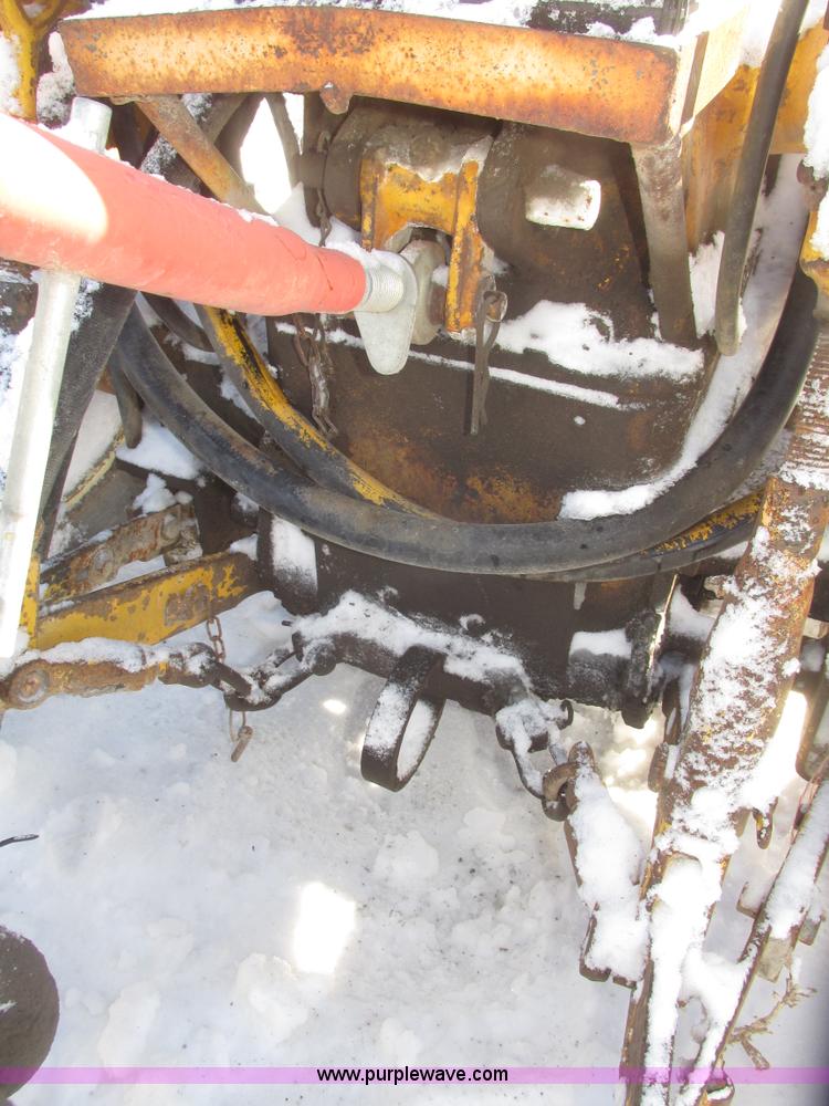 image for item G9791 International 3414 tractor