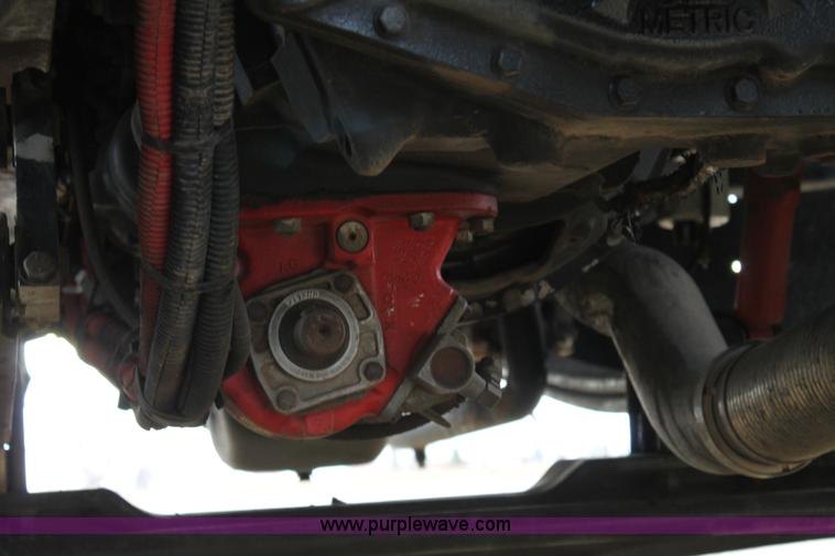 image for item H1639 2008 Peterbilt 335 truck cab and chassis