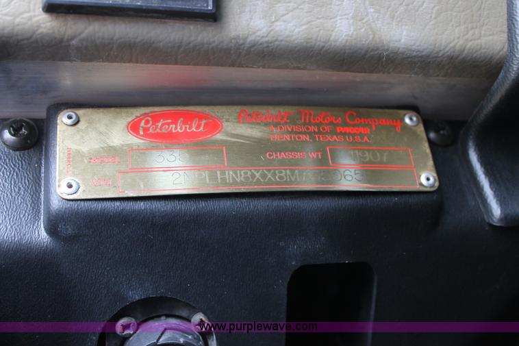 image for item H1639 2008 Peterbilt 335 truck cab and chassis