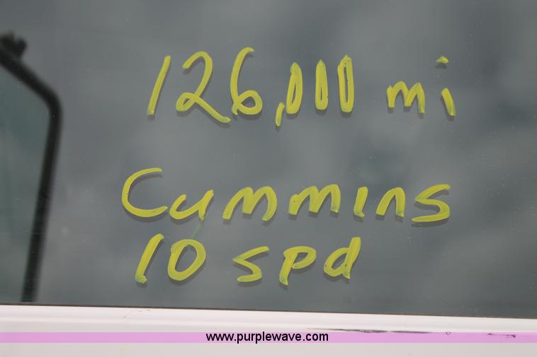 image for item H1639 2008 Peterbilt 335 truck cab and chassis