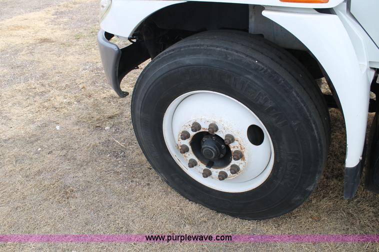 image for item H1653 2010 International DuraStar 4300 box truck