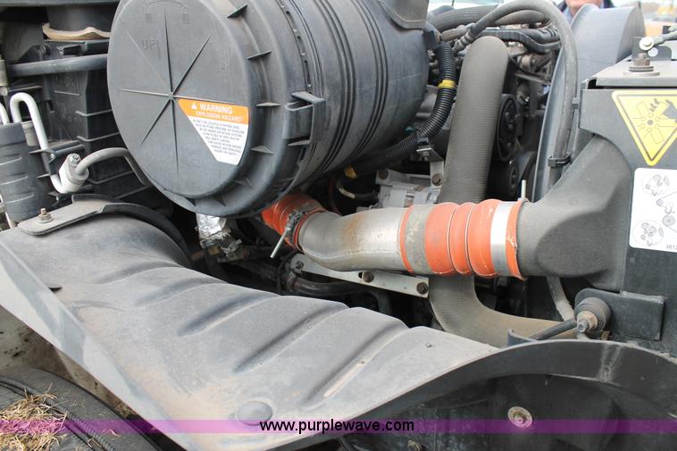 image for item H1653 2010 International DuraStar 4300 box truck