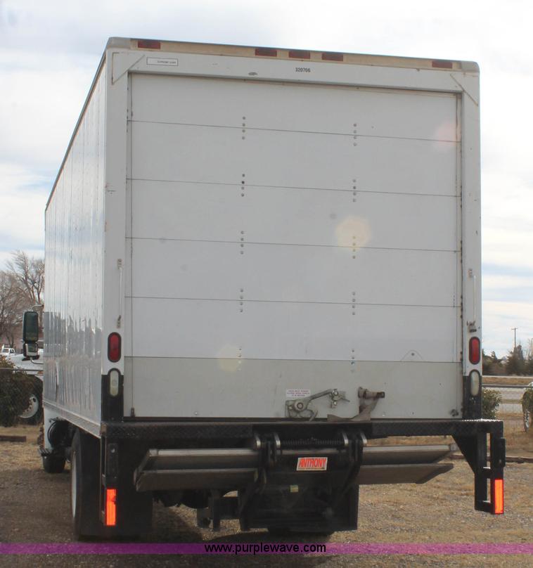 image for item H1654 2006 International DuraStar 4300 box truck