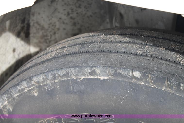 image for item H1654 2006 International DuraStar 4300 box truck