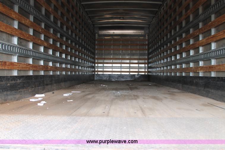 image for item H1654 2006 International DuraStar 4300 box truck