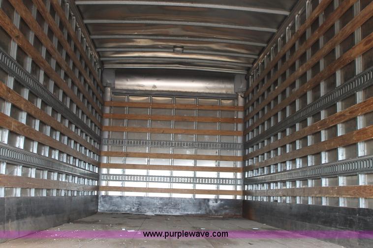 image for item H1654 2006 International DuraStar 4300 box truck