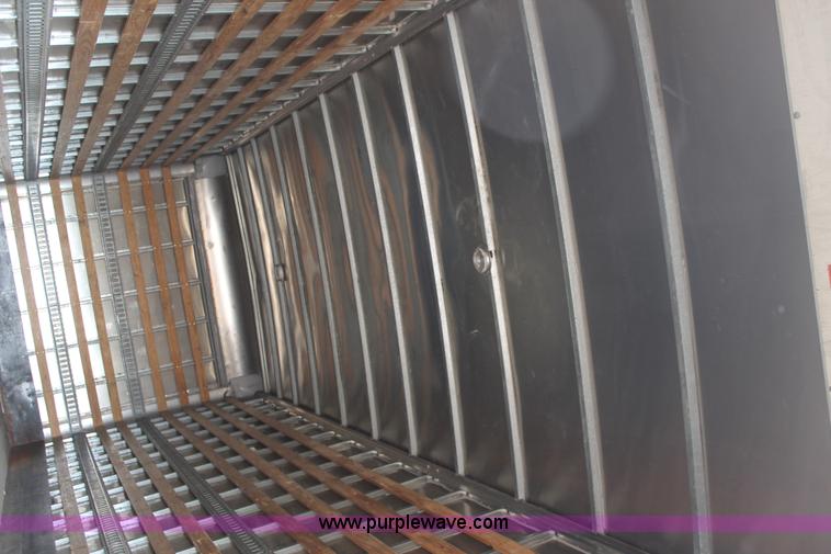 image for item H1654 2006 International DuraStar 4300 box truck