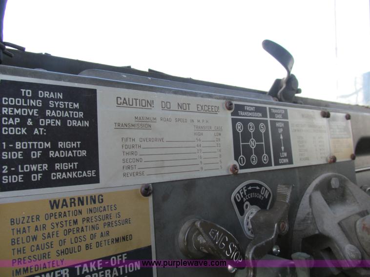 image for item H7601 1971 Jeep military truck