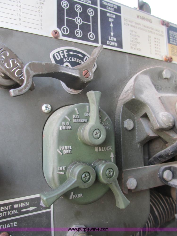 image for item H7601 1971 Jeep military truck