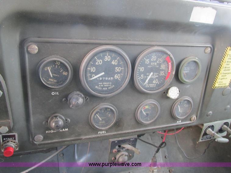 image for item H7601 1971 Jeep military truck