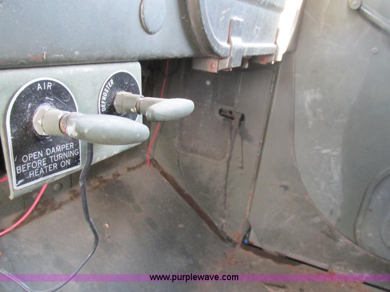 image for item H7601 1971 Jeep military truck